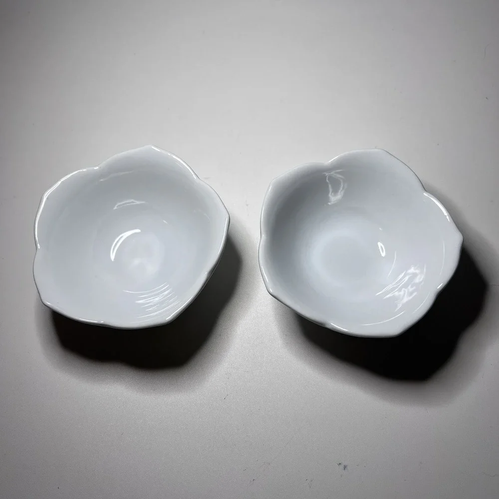 2 Vintage White Lotus Bowls‎ Petal Flower Ribbed Porcelain Dessert Ice Cream